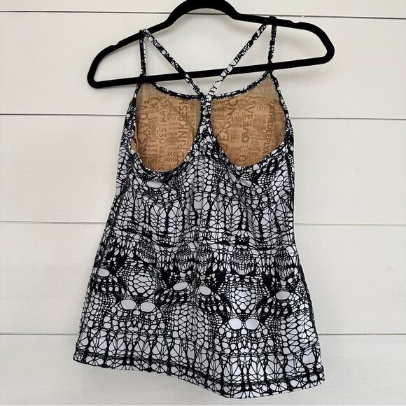 Lululemon Black White Spiderweb Patterned Power Y Tank Top SEE MEASUREMENTS - Picture 4 of 5